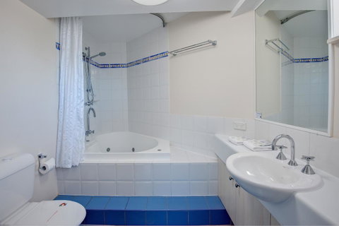 Nautilus Resort Mooloolaba - Tourism Caloundra 32
