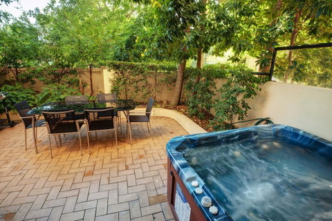Nautilus Resort Mooloolaba - Tourism Caloundra 5