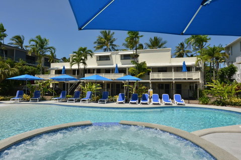 Seascape Holidays At Beachfront Terraces - Tourism Caloundra 21