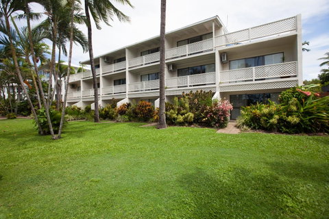 Seascape Holidays At Beachfront Terraces - Tourism Caloundra 30