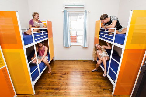 Mad Monkey Central - Tourism Caloundra 18