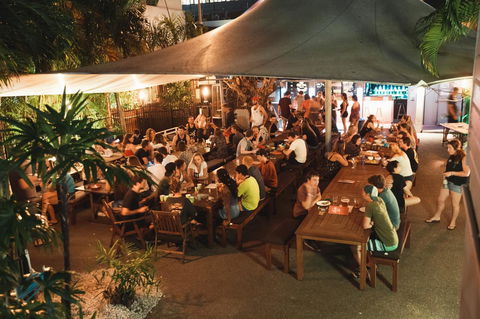 Mad Monkey Central - Tourism Caloundra 29