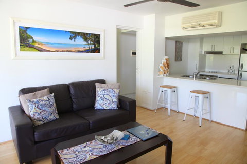 Agnes Water Beach Club - Tourism Caloundra 13