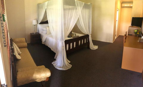 The Bearded Dragon Boutique Hotel - Tourism Caloundra 9