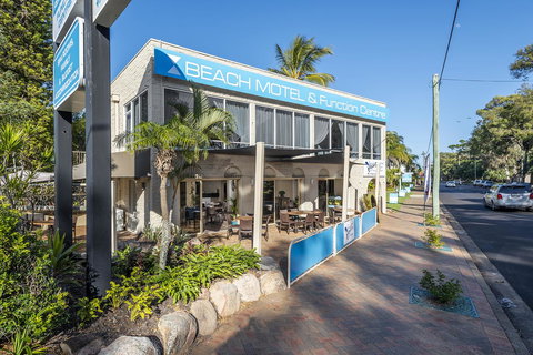 The Beach Motel Hervey Bay - Tourism Caloundra 3