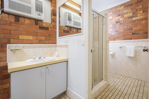 The Beach Motel Hervey Bay - Tourism Caloundra 42