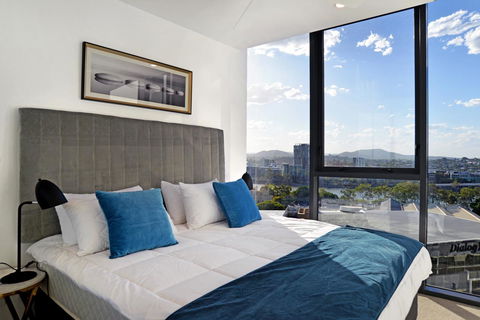 Brisbane One Apartments By CLLIX - Tourism Caloundra 3