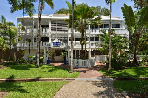 The White House Port Douglas - Tourism Caloundra 0