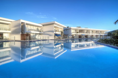 Pool Resort Port Douglas - Tourism Caloundra 2