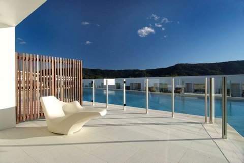Pool Resort Port Douglas - Tourism Caloundra 35
