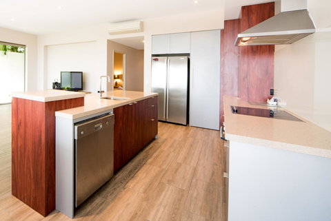 Whitsunday Reflections - Tourism Caloundra 7