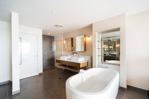 Whitsunday Reflections - Tourism Caloundra 16