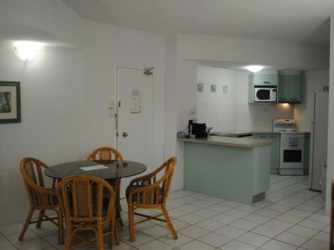 The Port Douglas Queenslander - Tourism Caloundra 20