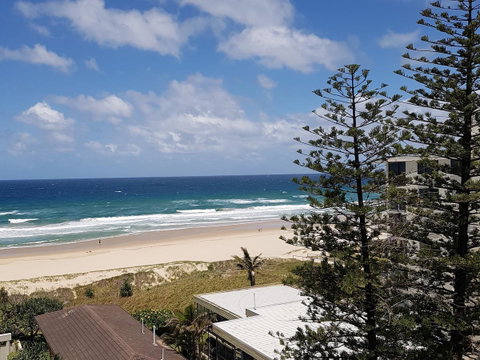 Surfers Chalet - Tourism Caloundra 35