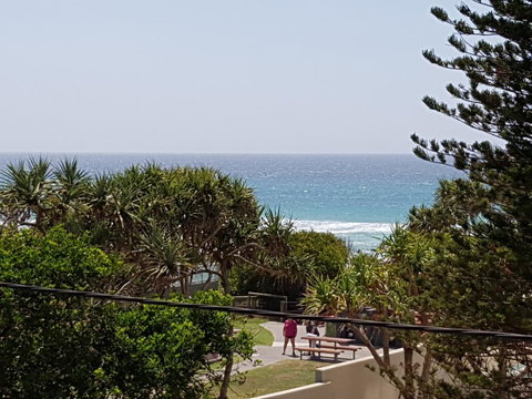 Surfers Chalet - Tourism Caloundra 28