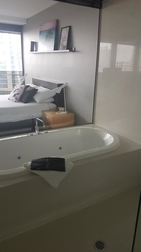 Circle Luxury Holidays - Tourism Caloundra 17