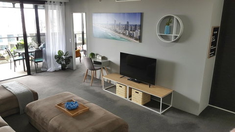 Circle Luxury Holidays - Tourism Caloundra 15