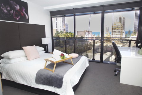 Circle Luxury Holidays - Tourism Caloundra 9