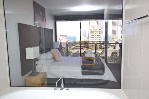 Circle Luxury Holidays - Tourism Caloundra 5