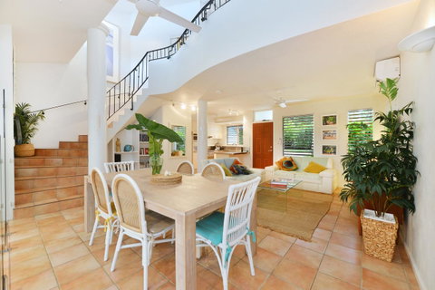 [ ANDY'S BEACH HOUSE ] - Tourism Caloundra 10
