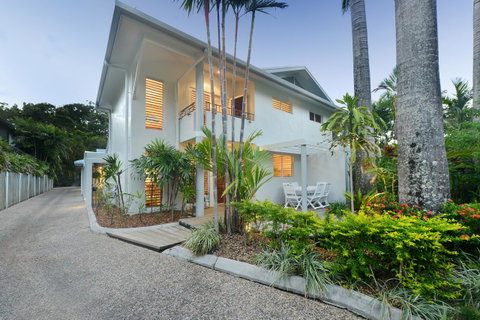 [ ANDY'S BEACH HOUSE ] - Tourism Caloundra 11