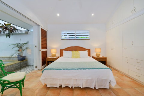 [ ANDY'S BEACH HOUSE ] - Tourism Caloundra 26