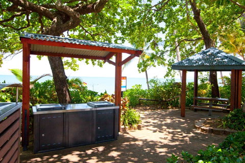 Trinity Beach Pacific - Tourism Caloundra 24