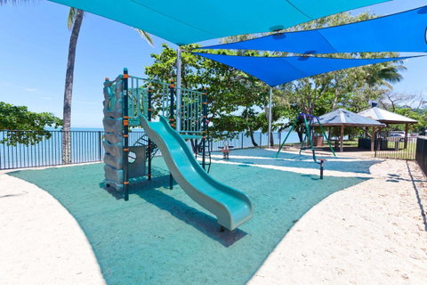 Trinity Beach Pacific - Tourism Caloundra 26