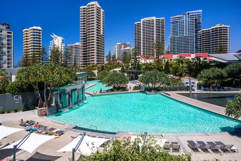 Q1 Resort & Spa - Official - Tourism Caloundra 3