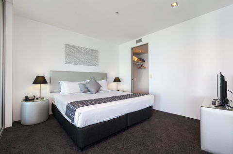 Q1 Resort & Spa - Official - Tourism Caloundra 33