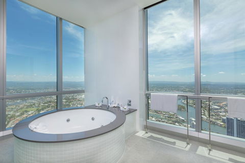 Q1 Resort & Spa - Official - Tourism Caloundra 28