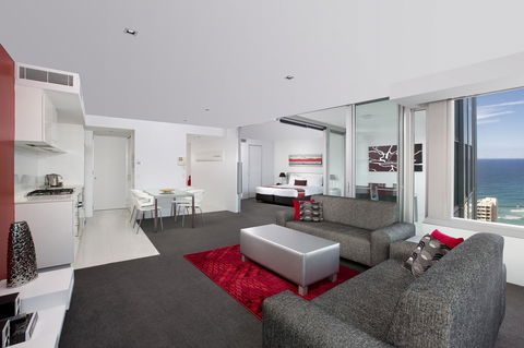 Q1 Resort & Spa - Official - Tourism Caloundra 27