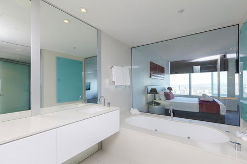 Q1 Resort & Spa - Official - Tourism Caloundra 39
