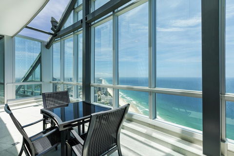 Q1 Resort & Spa - Official - Tourism Caloundra 15