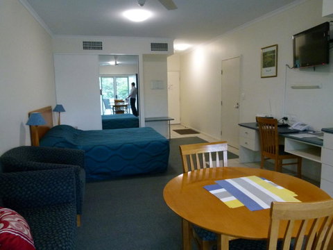 Madison Ocean Breeze Apartments - Tourism Caloundra 27