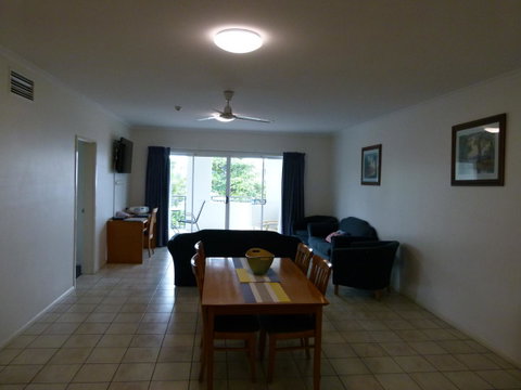 Madison Ocean Breeze Apartments - Tourism Caloundra 26