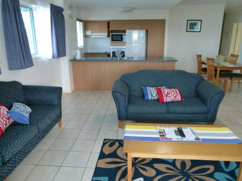 Madison Ocean Breeze Apartments - Tourism Caloundra 21