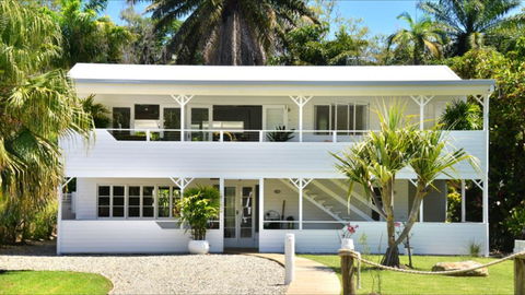 Jamaica Beach House - Tourism Caloundra 41