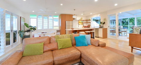 Jamaica Beach House - Tourism Caloundra 38