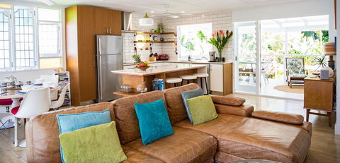 Jamaica Beach House - Tourism Caloundra 10