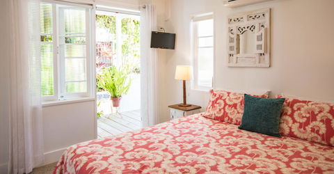 Jamaica Beach House - Tourism Caloundra 13