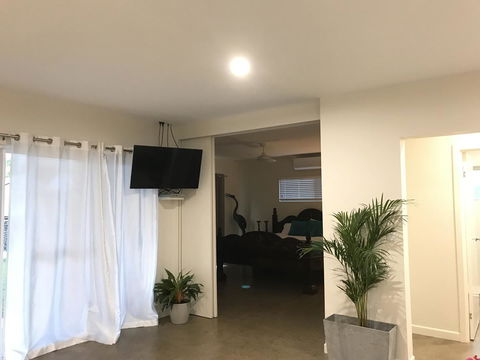 Whitsunday Luxury Homes - Tourism Caloundra 12