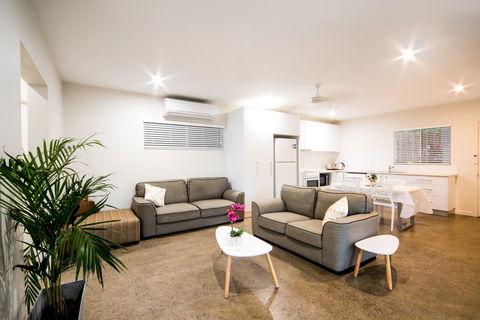 Whitsunday Luxury Homes - Tourism Caloundra 30