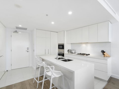 Oracle Resort Broadbeach - Gclr - Tourism Caloundra 14