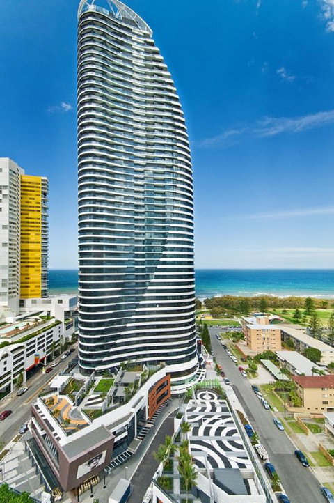 Oracle Resort Broadbeach - Gclr - Tourism Caloundra 9