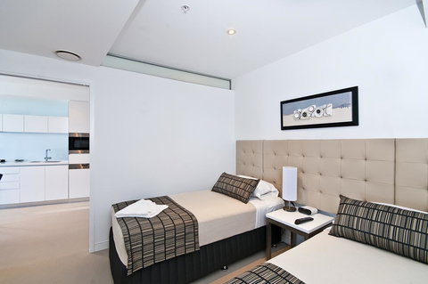 Oracle Resort Broadbeach - Gclr - Tourism Caloundra 6