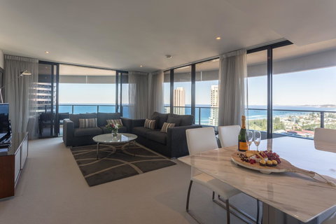 Oracle Resort Broadbeach - Gclr - Tourism Caloundra 27