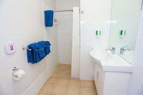 Port Douglas Motel - Tourism Caloundra 13