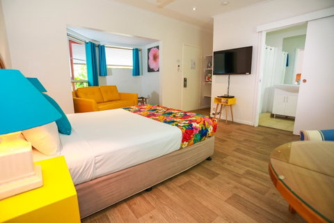 Port Douglas Motel - Tourism Caloundra 18