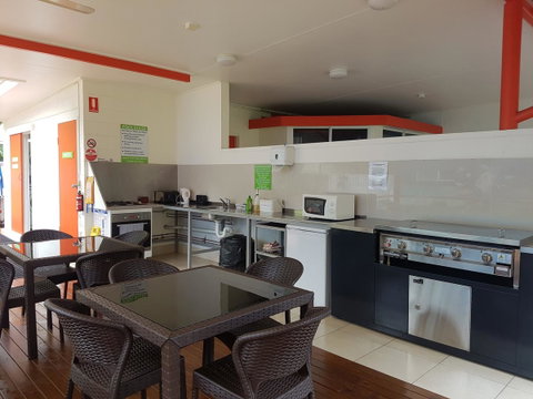 Port Douglas Motel - Tourism Caloundra 35